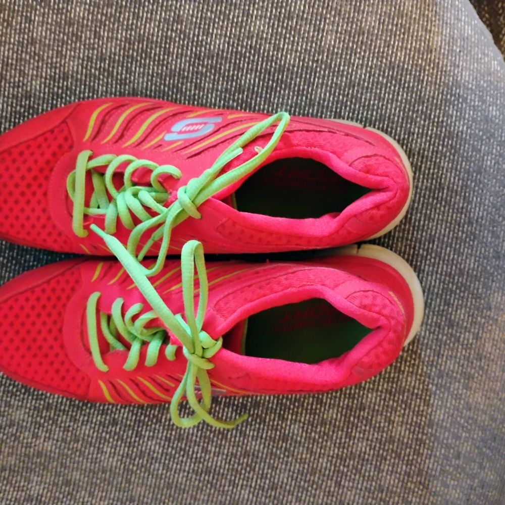 Skechers Pink and Green Sneakers with Vibrant Design
